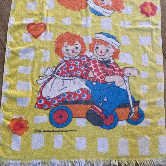 Raggedy Ann & Andy Vintage Bath Towel Wamsutta 1970s Bobbs Merril Fringe Retro - Picture 2 of 7